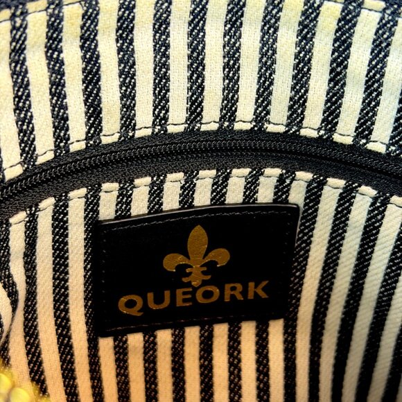 QUEORK Black Cork Crossbody Bag with Gold Flecks, Vegan Leather, Striped Lining - Picture 3 of 11